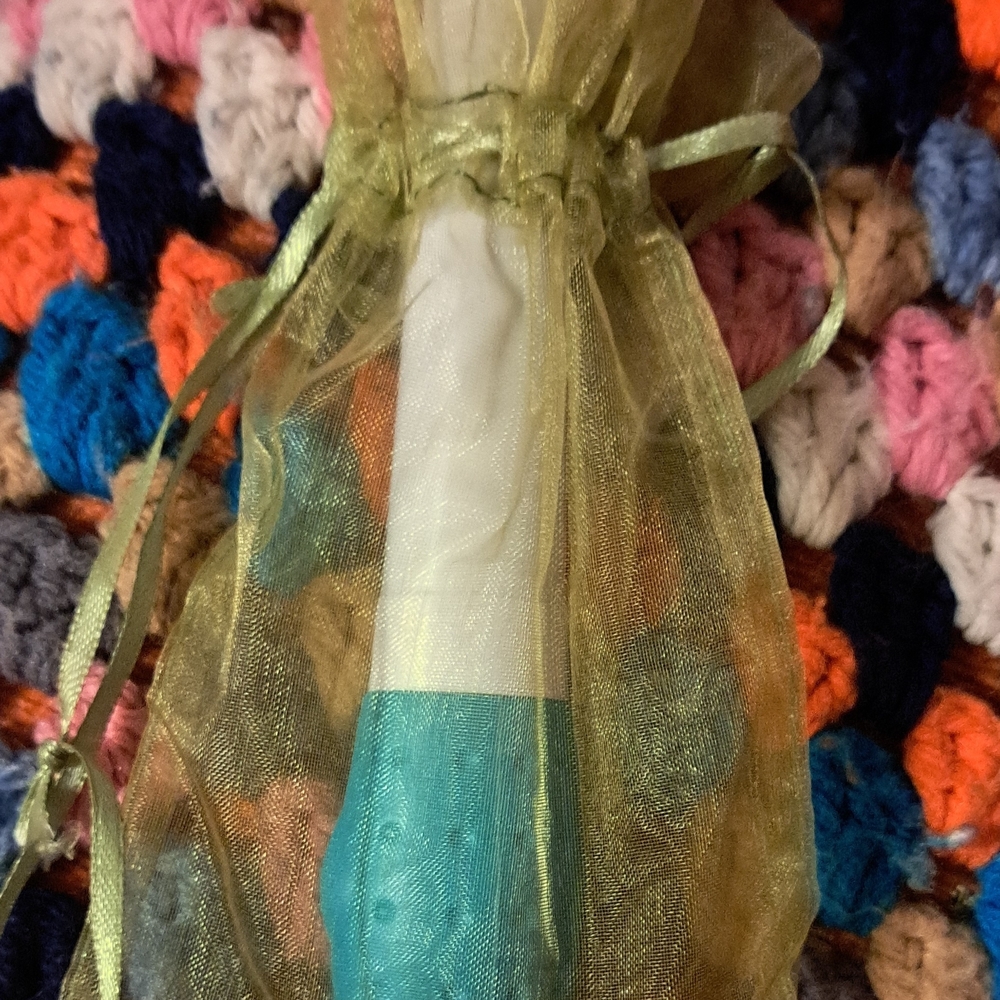 Turquoise & White Bath & Body Wand